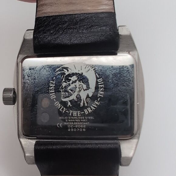 Diesel Mens DZ-2062 Analog Watch. Stainless Steel, Leather Cuff Band. Working - Picture 5 of 8